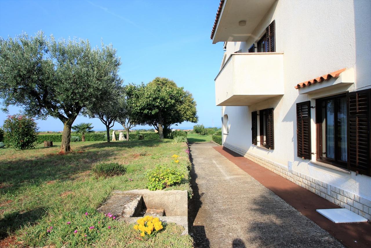 Apartments Livio Stranici Rosini Exterior photo